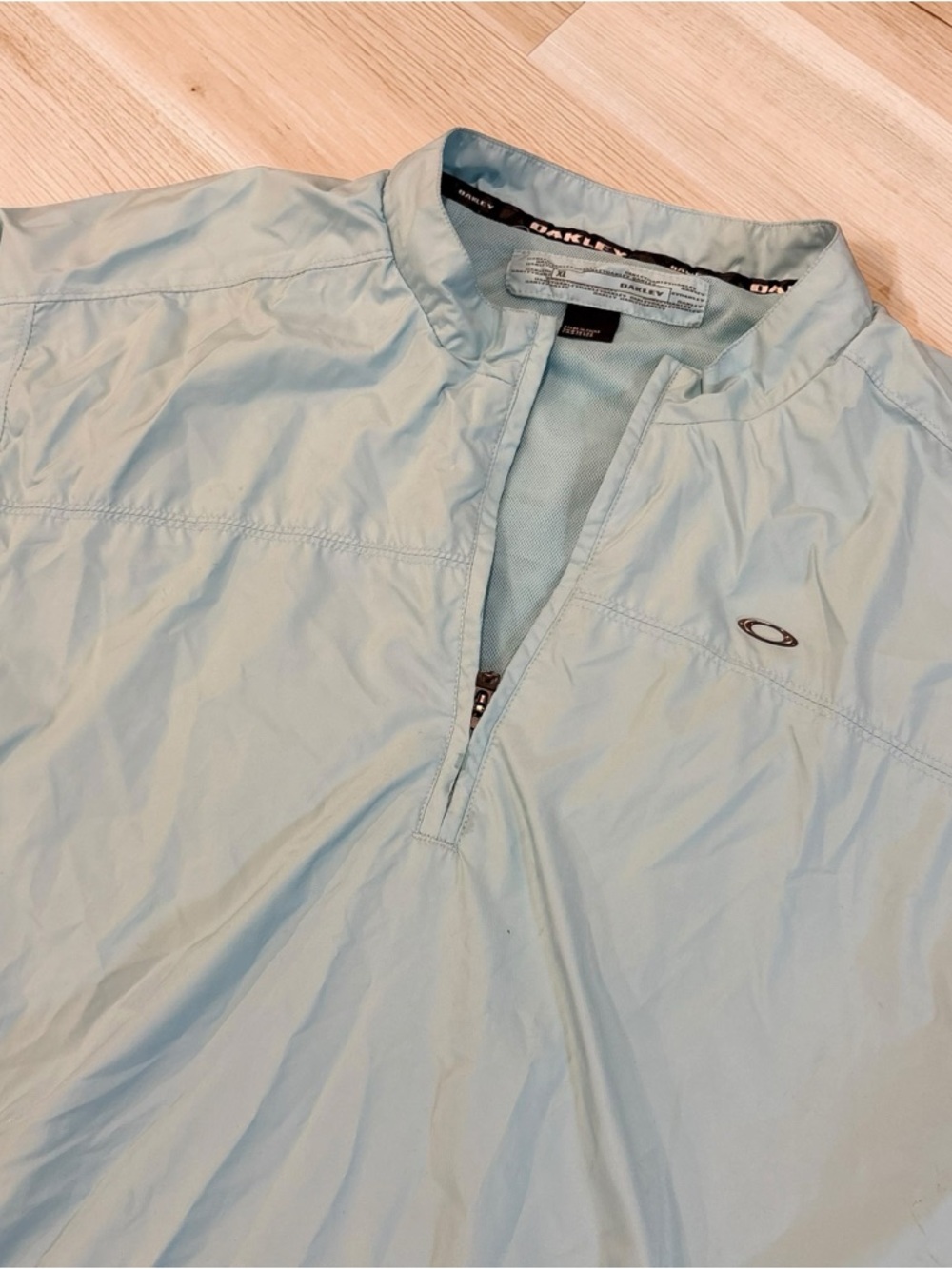 Oakley Light Blue Women’s XL Half-Zip Pullover